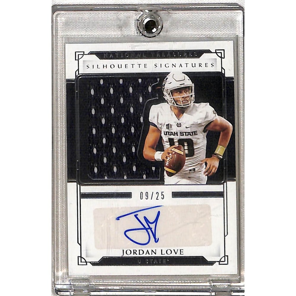 2021 National Treasures Jordan Love Rc/patch/auto (1 of 2)