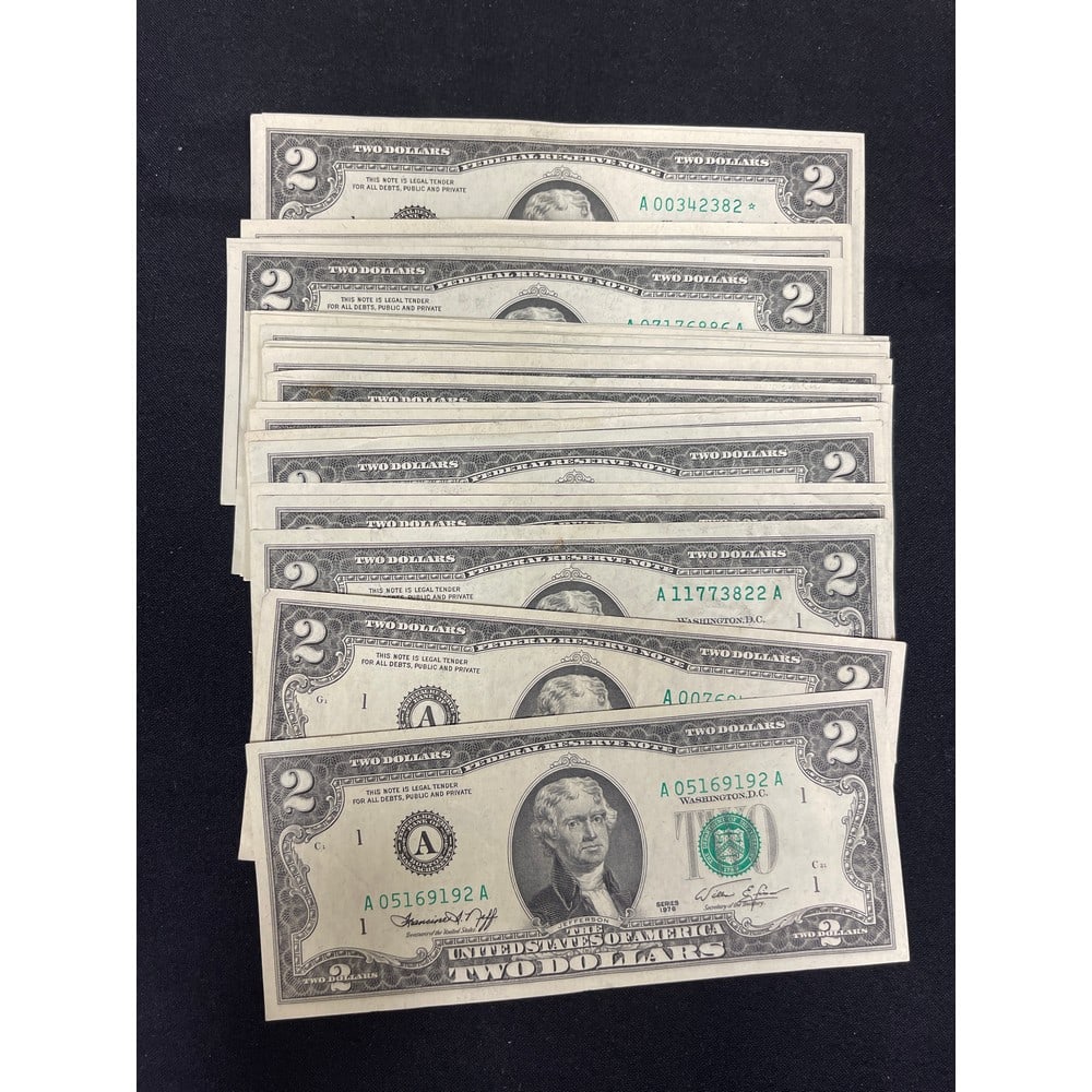 (23) Us $2 Bills 1976 (1 of 1)