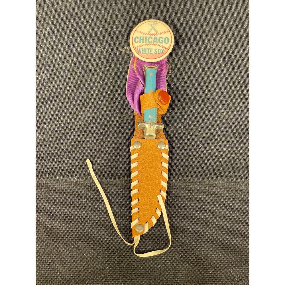 1950's Chicago Whitesox Pin/knife (1 of 2)