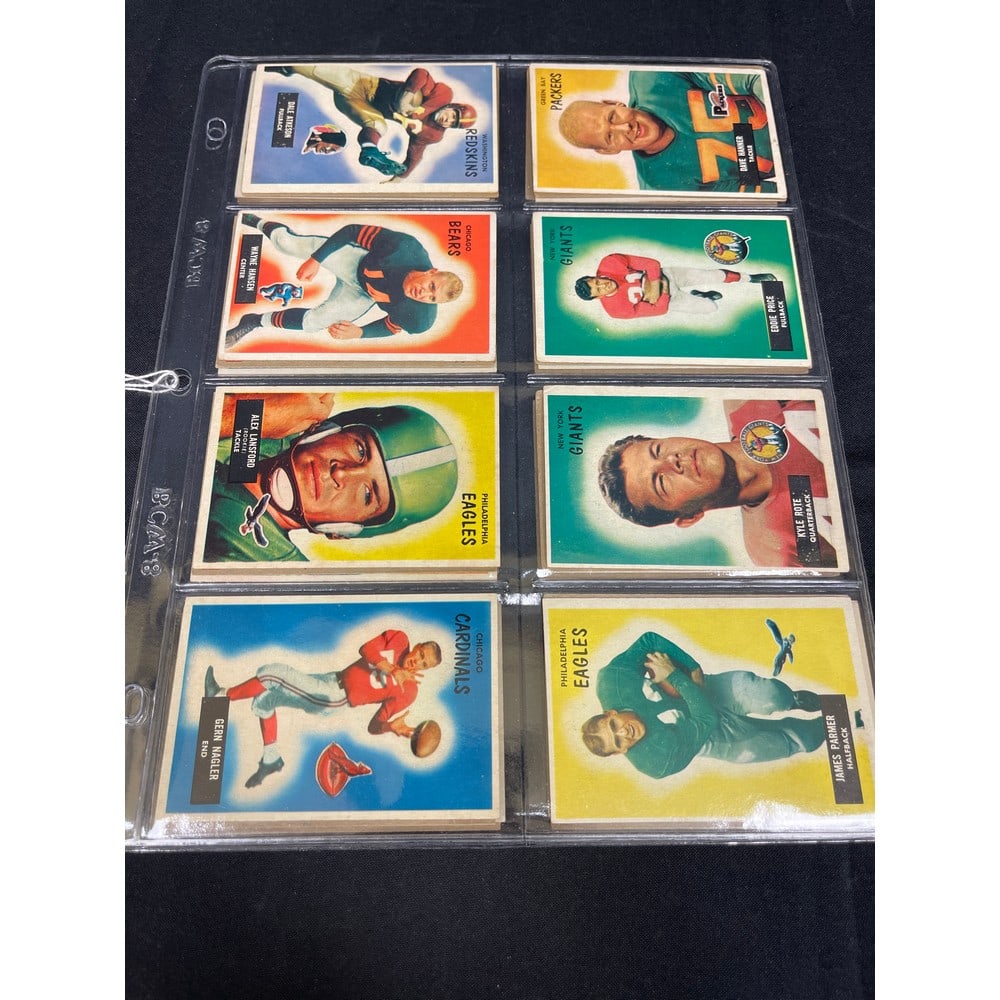 (32) 1955 Bowman Football Cards: (32) 1955 Bowman Football Cards