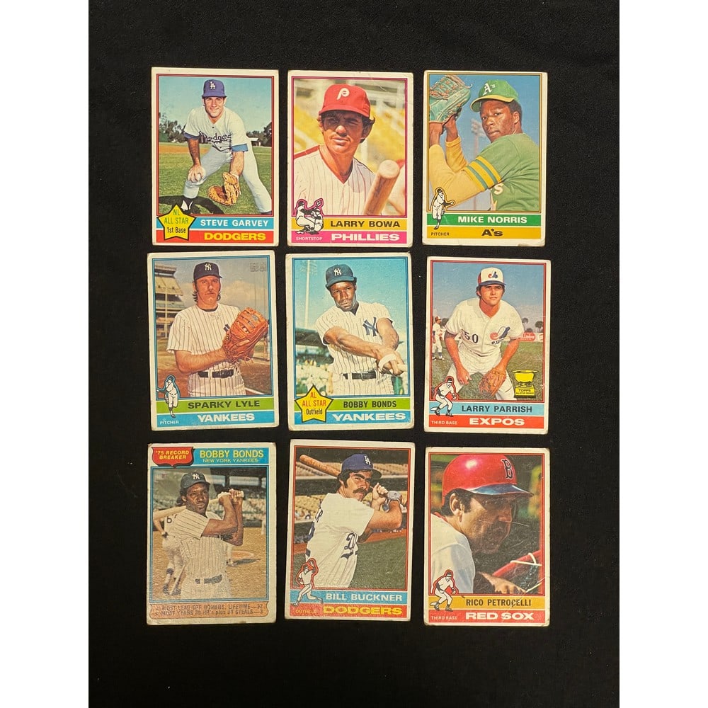 (275) 1976 Topps Baseball Cards (1 of 3)