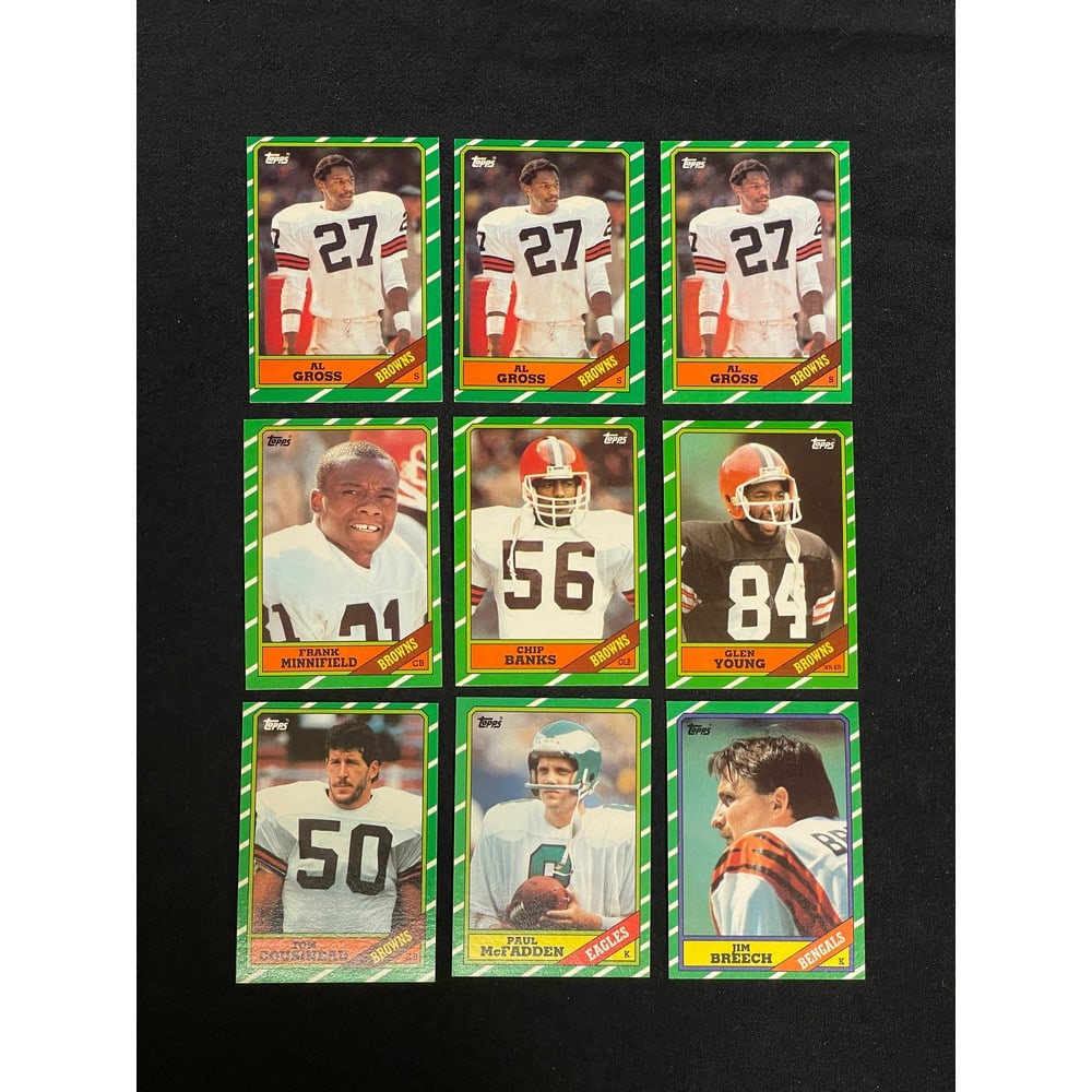 (700) 1986 Topps Football Cards: (700) 1986 Topps Football Cards