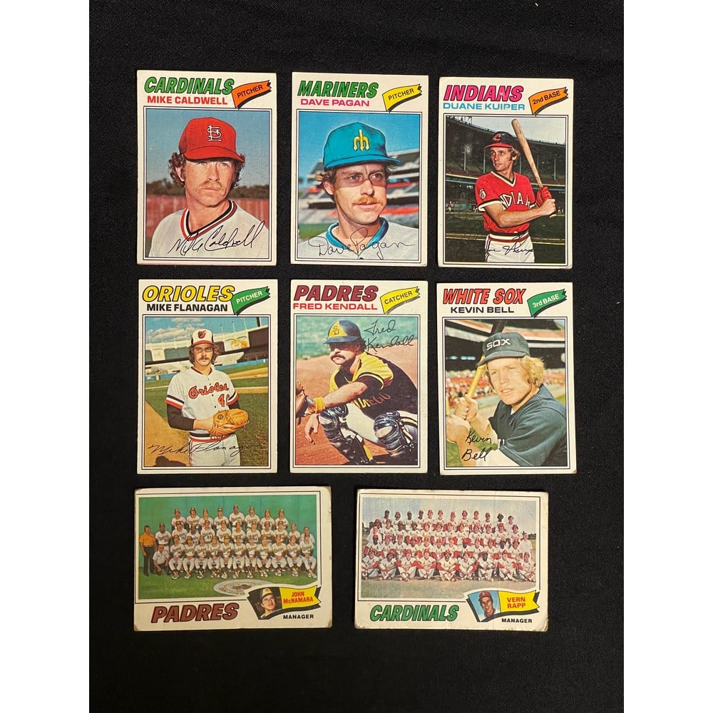 (375) 1977 Topps Baseball Cards: (375) 1977 Topps Baseball Cards