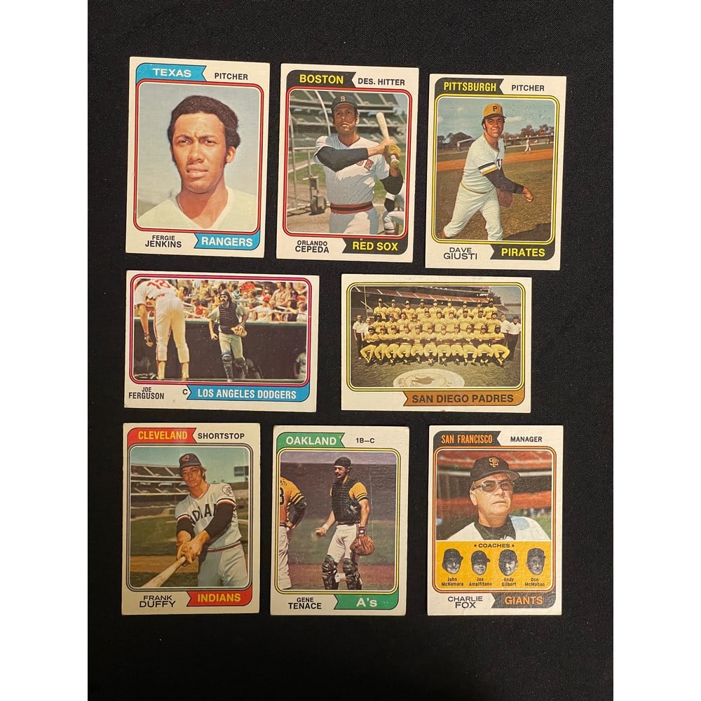 Over (600)1974 Topps Baseball Cards: Over (600)1974 Topps Baseball Cards