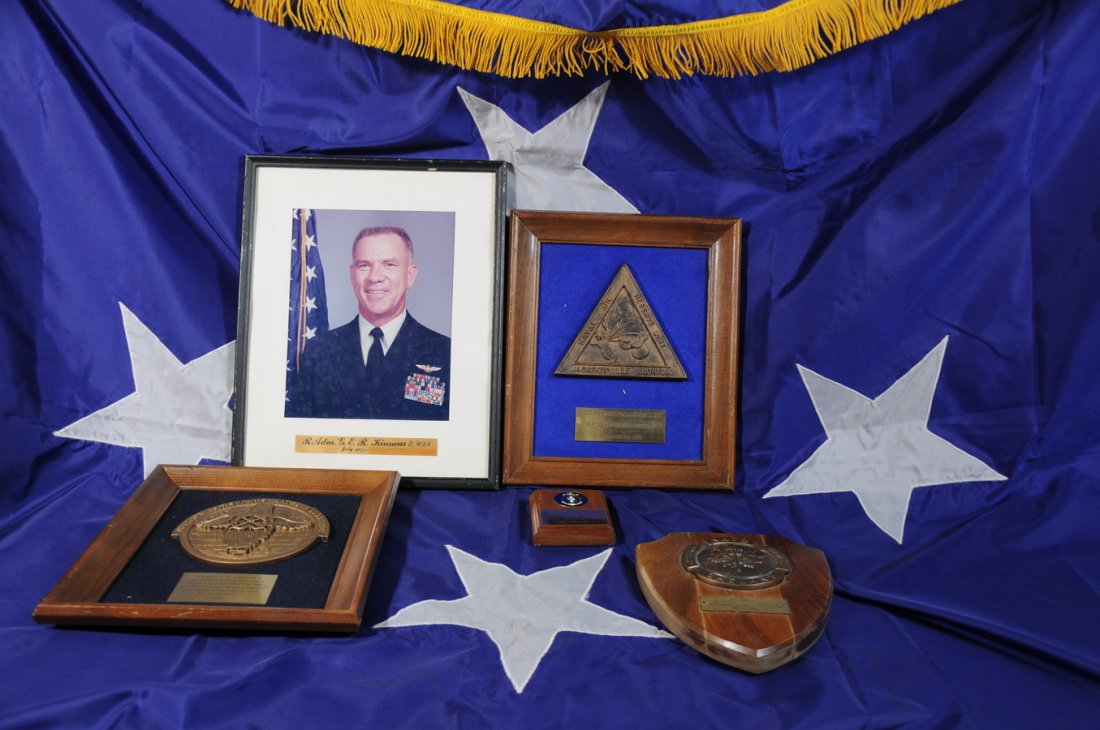 USN Admiral Photo with 4 Star Flag and Wall Plaques: USN Admiral Photo with 4 Star Flag and Wall Plaques