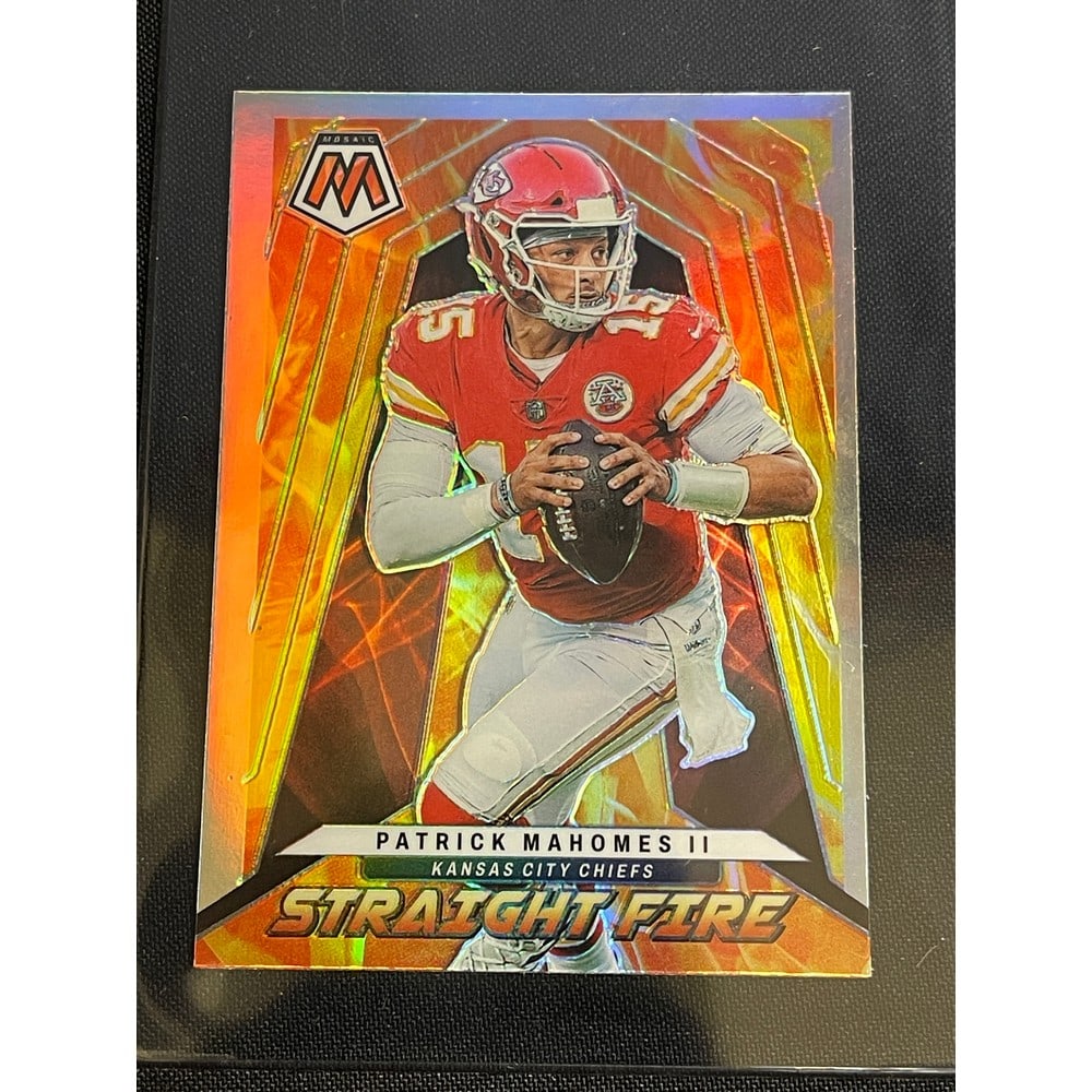 2022 Straight Fire Patrick Mahomes Insert (1 of 2)