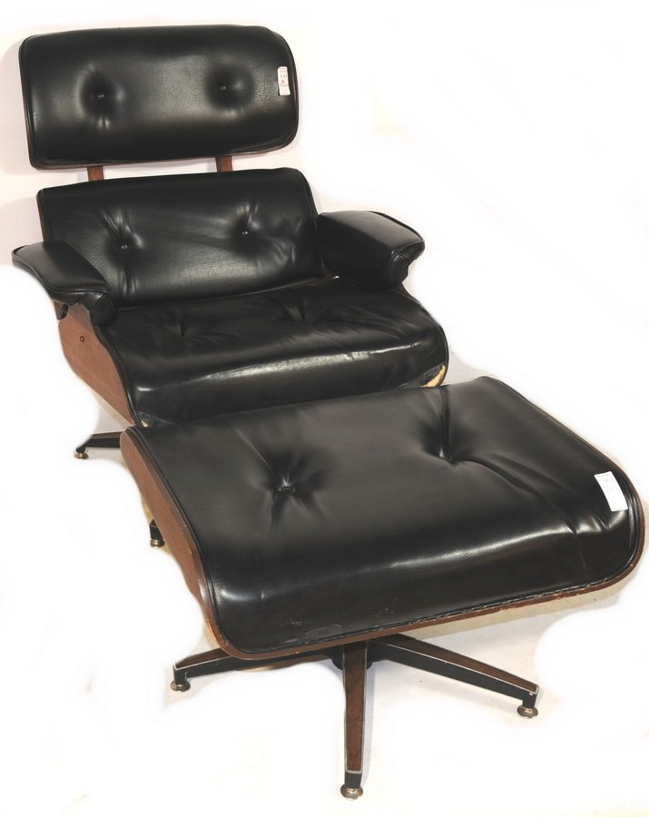 Charles Eames Style Leather chair with ottoman: Charles Eames Style Leather chair with ottoman