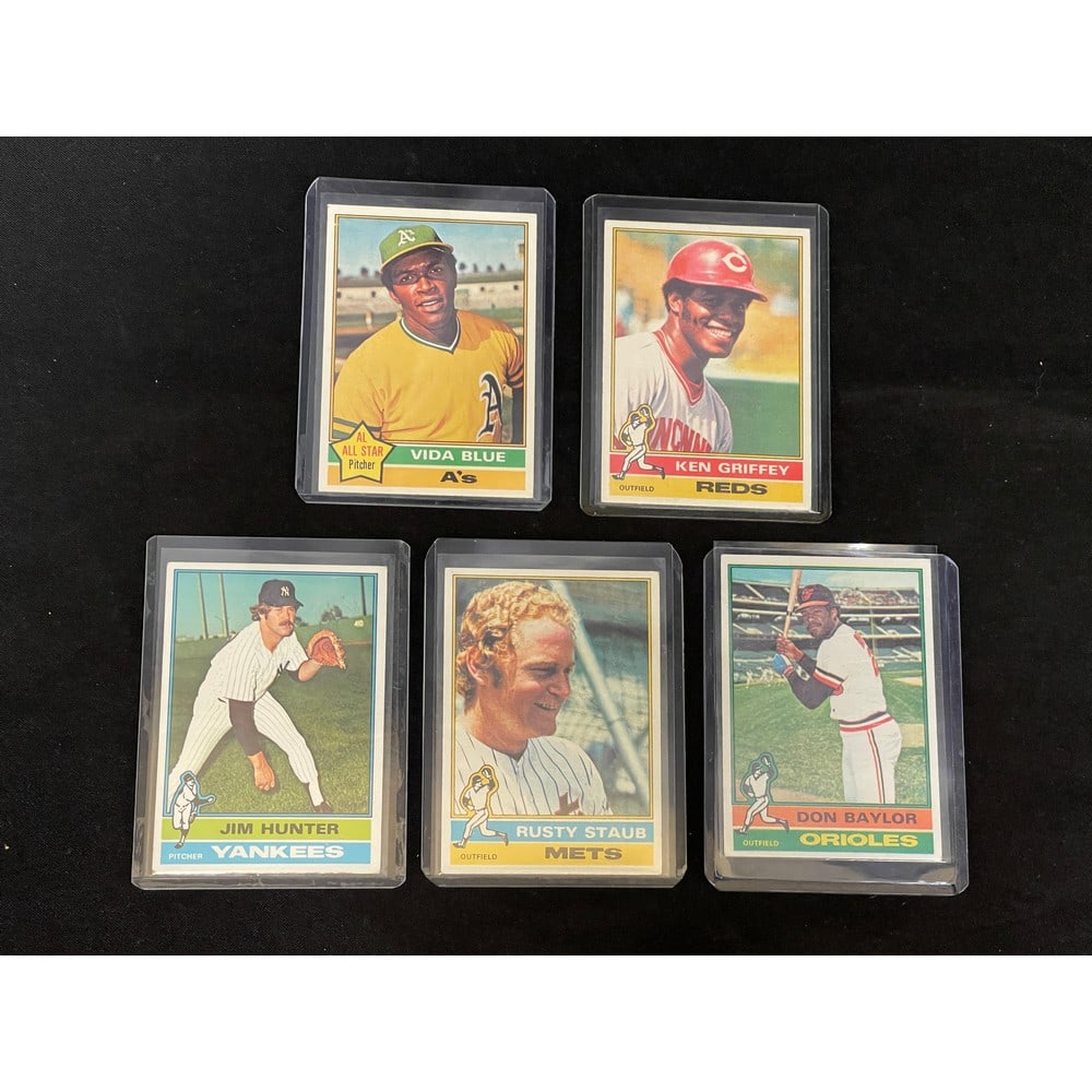 Over 500 Different 1976 Topps Baseball Cards (1 of 3)