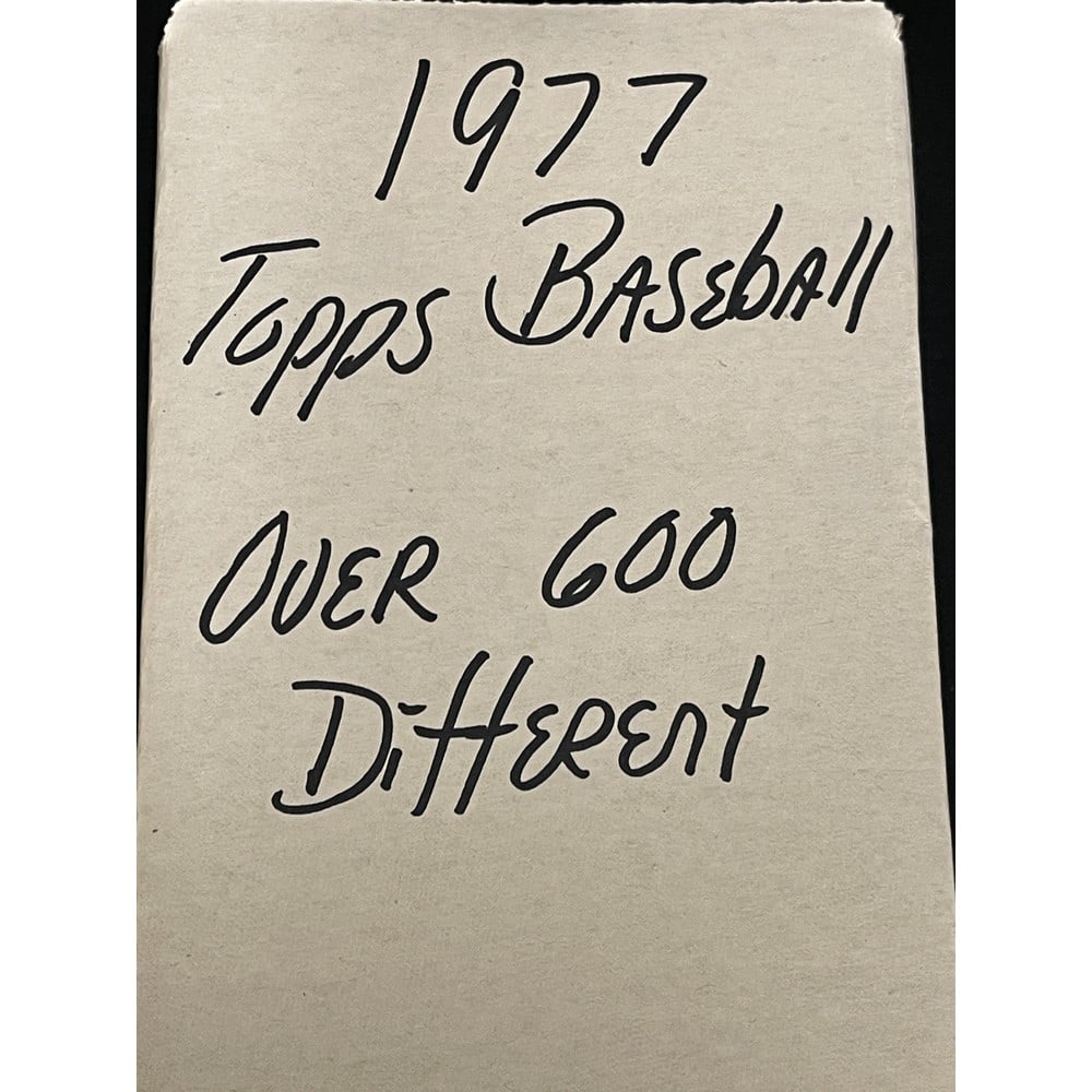 (600) Different 1977 Topps Baseball Cards (1 of 4)