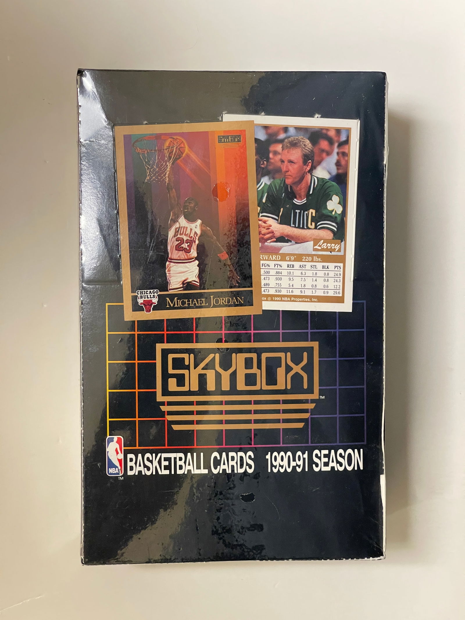 1990-91 Skybox Basketball Sealed Wax Box (1 of 1)