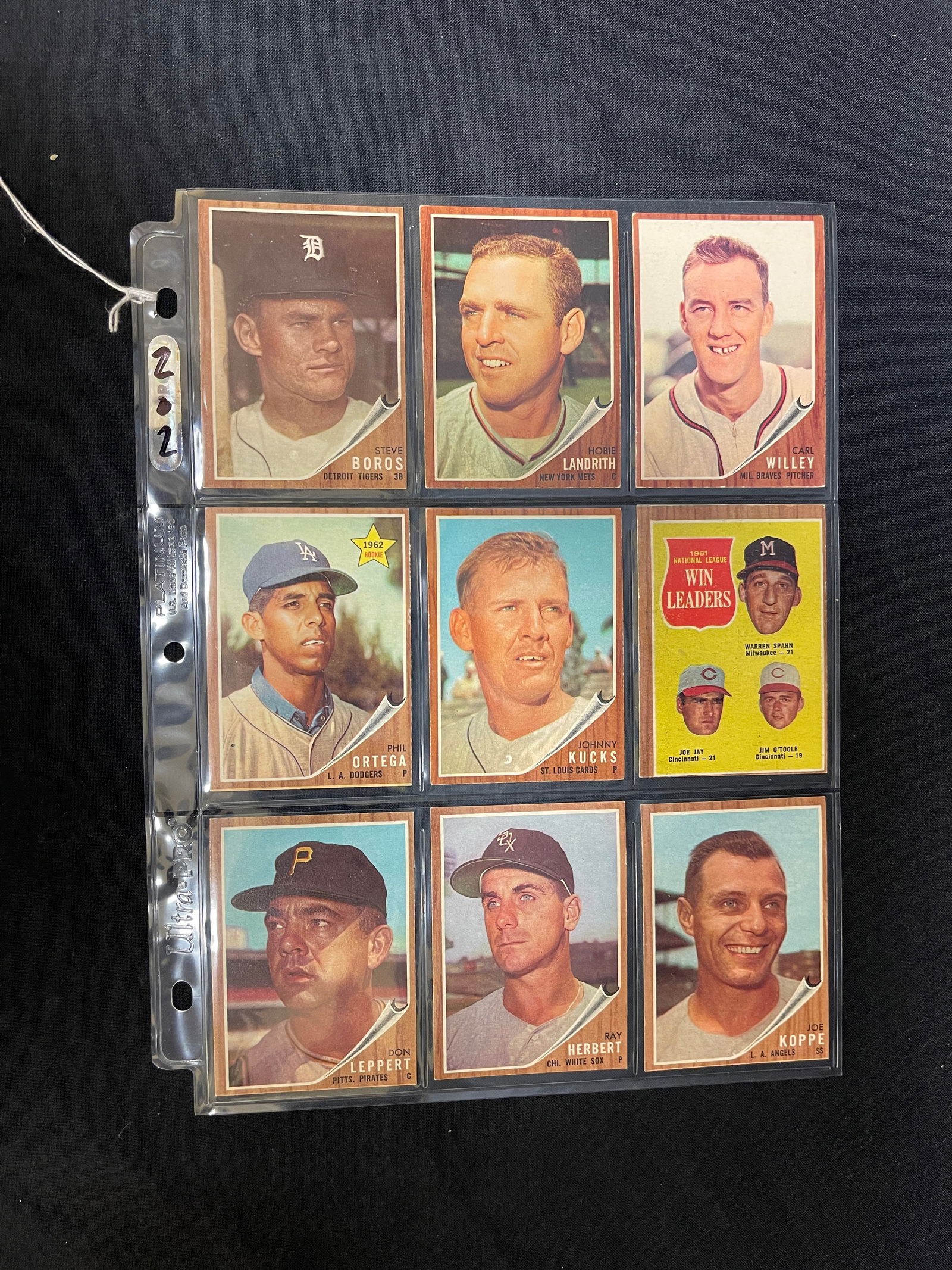 (9) 1962 Topps Baseball Cards (1 of 2)