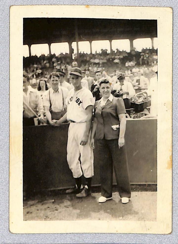 Vintage Ted Williams Original Baseball Snapshot: Vintage Ted Williams Original Baseball Snapshot Photo