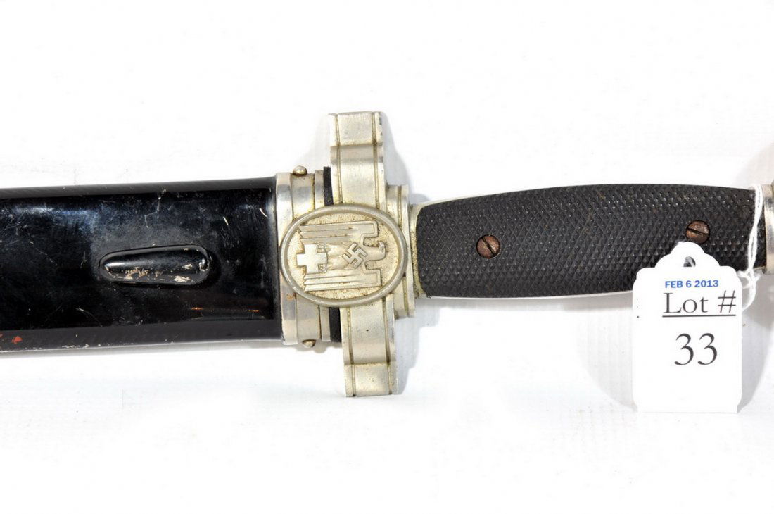 WWII Nazi Enlisted Man's Red Cross Hewer with 10 1/2" b: WWII Nazi Enlisted Man's Red Cross Hewer with 10 1/2" blade with saw teeth