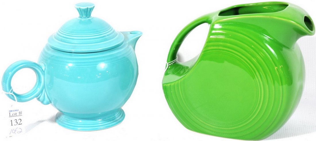 Pair of Fiestaware pieces: Pair of Fiestaware pieces including a tea pot and water pitcher