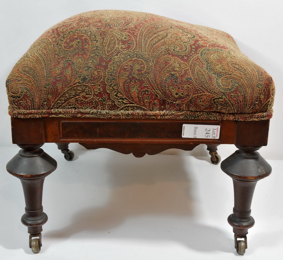 Walnut Victorian Footstool 20x20: Walnut Victorian Footstool 20x20
