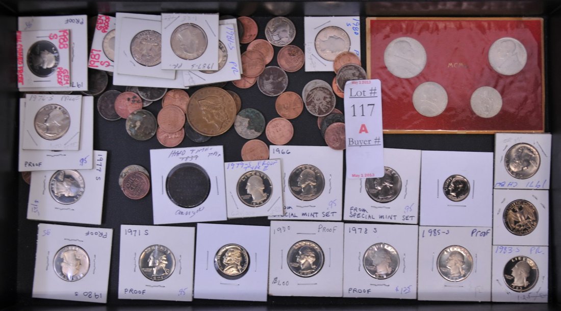 Misc. coin collection/SC2: Two partial Lincoln Set books 1909-1940 and 1941. Misc. coins to include: 1988 S Full Cameo Frost Quarter, 1967 Special Mint Set Quarter, 1976 S Quarter, 1973 S Quarter, Wheat pennies, Buffalo Nickels