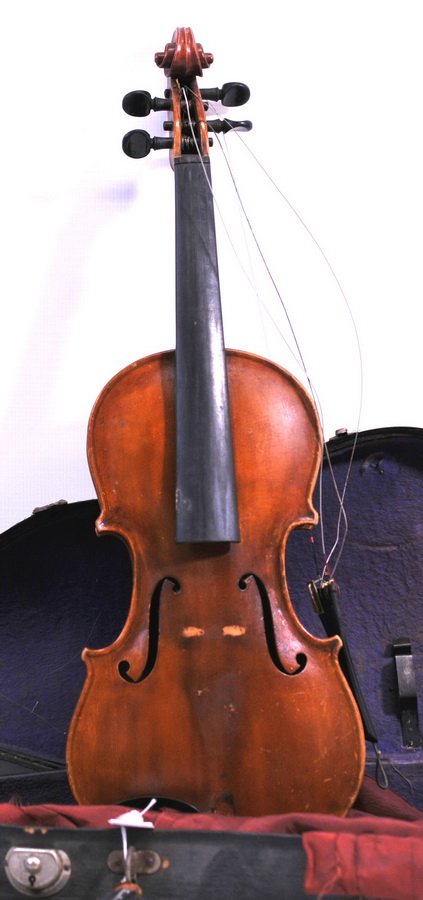 Violin/T1: Made by L.M. Nute, Stainer model, Portland ME 1905. Used condition with case, 23".