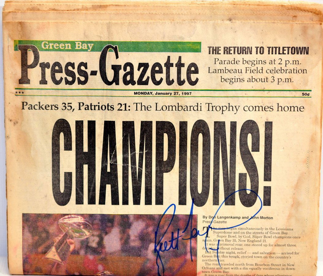 Brett Farve signed newspaper T1: Brett Favre signed newspaper. Greenbay Press-Gazette dated Jan 27, 1997