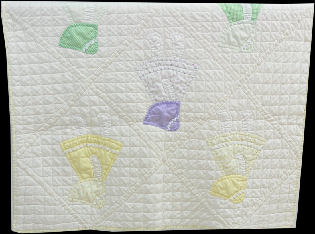 5 Piece Group of Country Quilts: including patchwork quilt 78x78, 2 crib quilts and 2 doll quilts