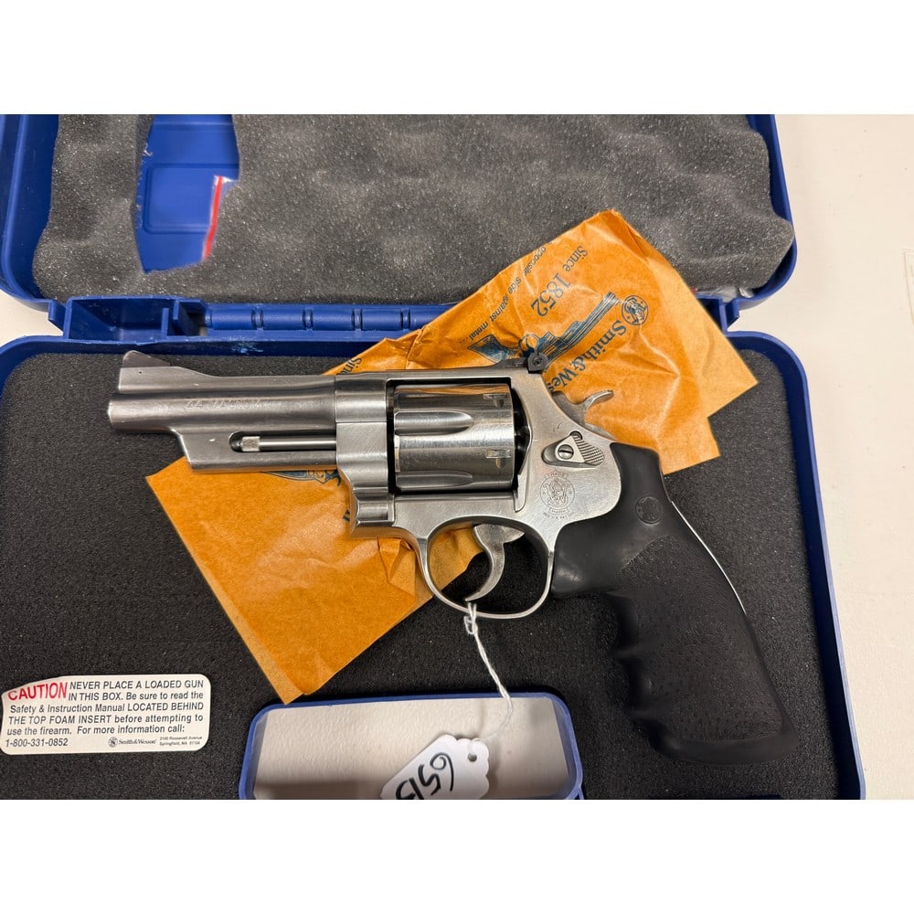 Smith And Wesson Model 629-s 44 Mag. Revolver (1 of 5)