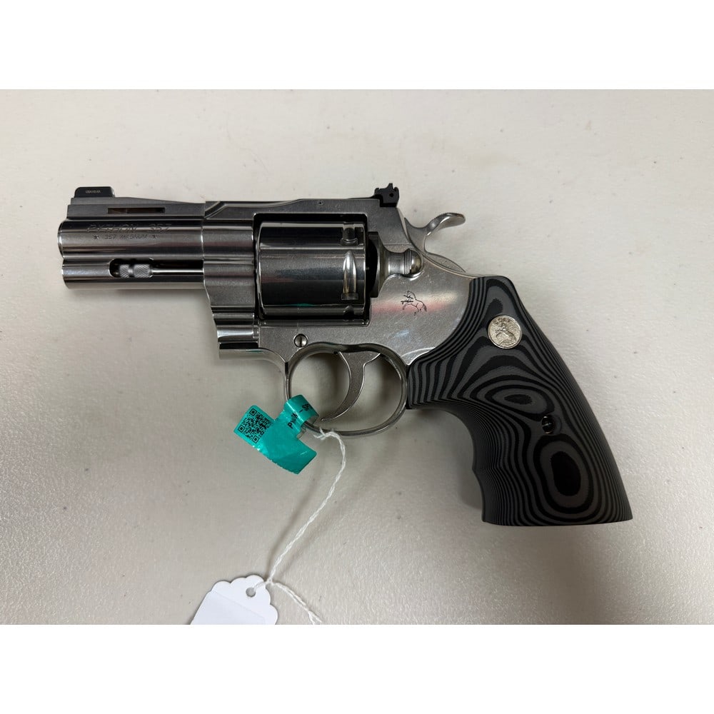 Colt Python Revolver 357 Magnum Elite Grips: Like New In Box