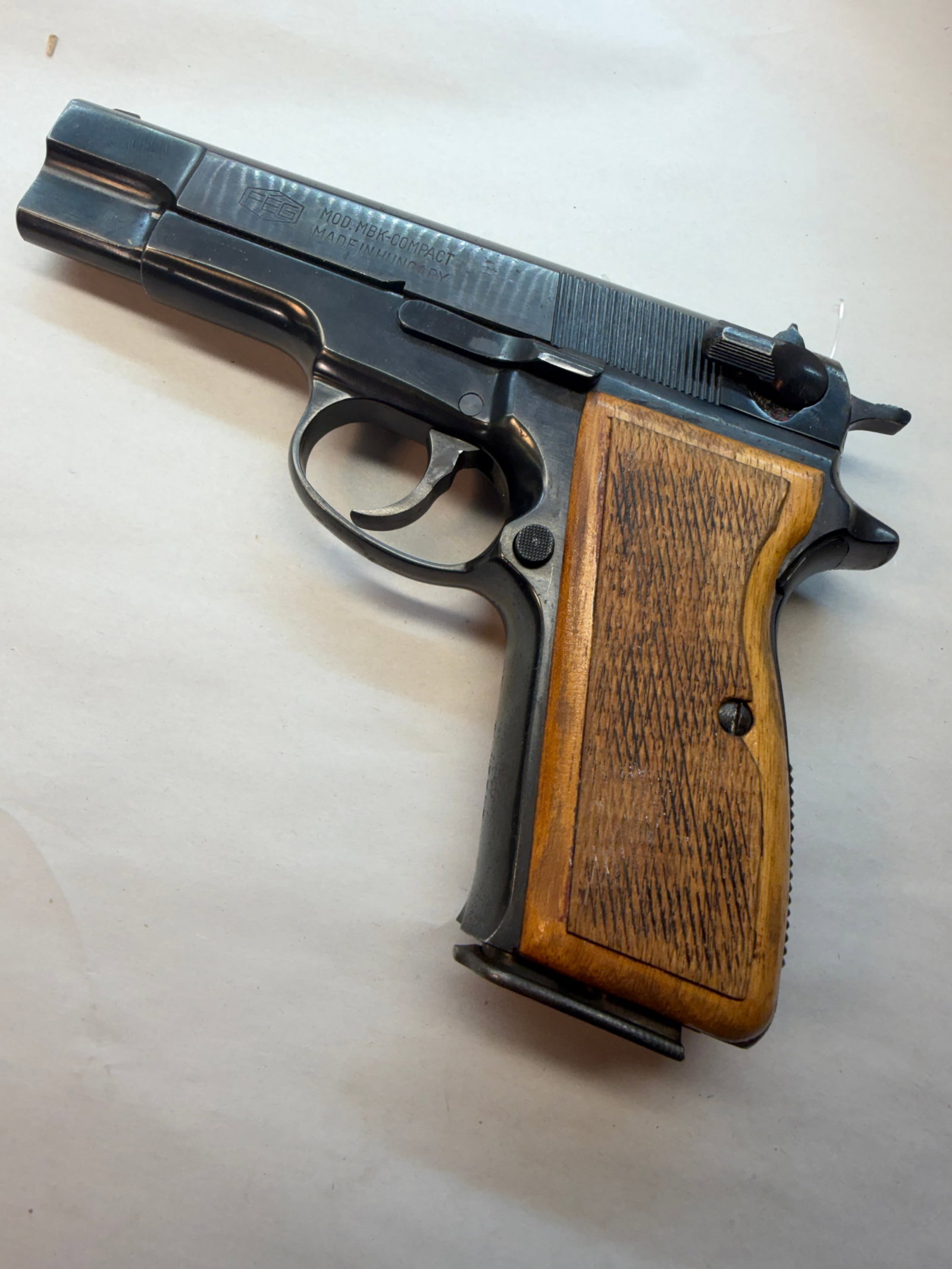 Seg Mbk Compact 9 Mm Browning Clone (1 of 4)