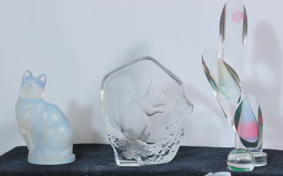 6 Piece collection of art glass: including many signed, to include Sabino and others with Illegible signatures