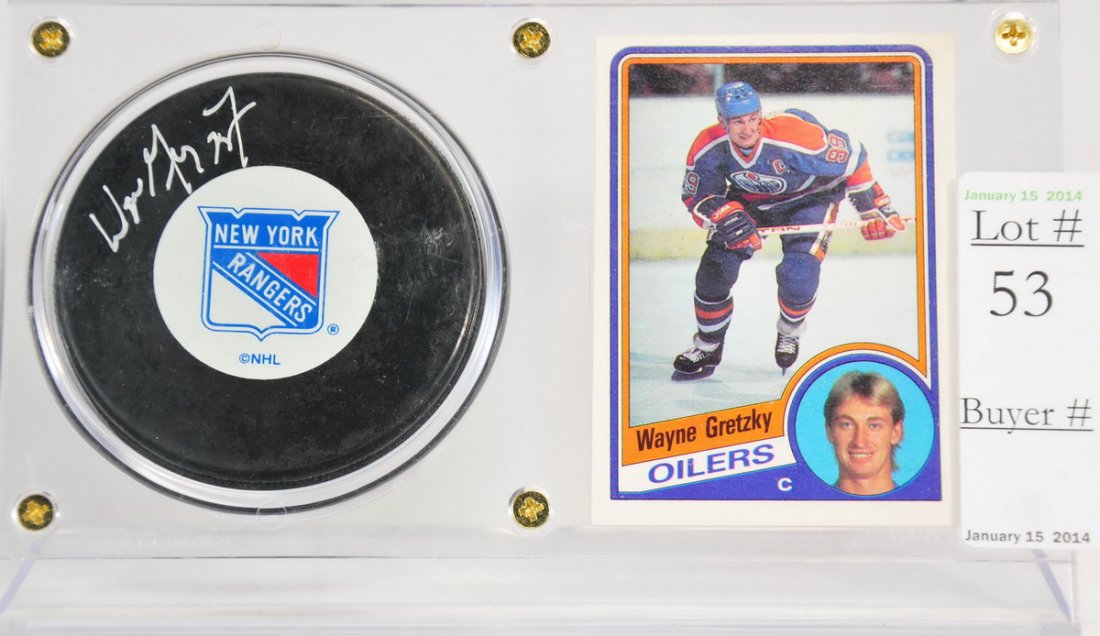 Wayne Gretzky Signed Puck and Card: Wayne Gretzky Signed Puck and Card