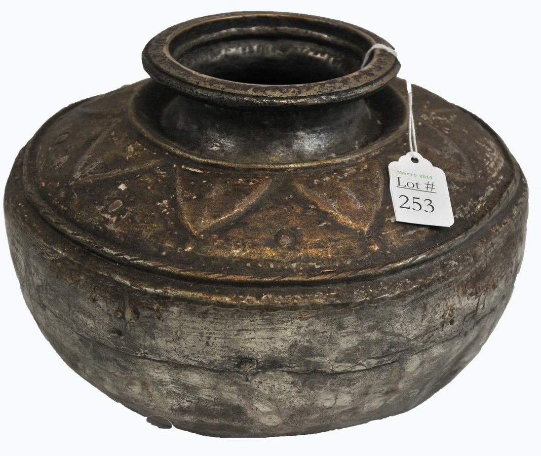 Hand-crafted Copper Middle Eastern Vase: This hammered copper and hand-etched vase or urn stands about 7.5" high and is about 10" in diameter, 5" at the lip.