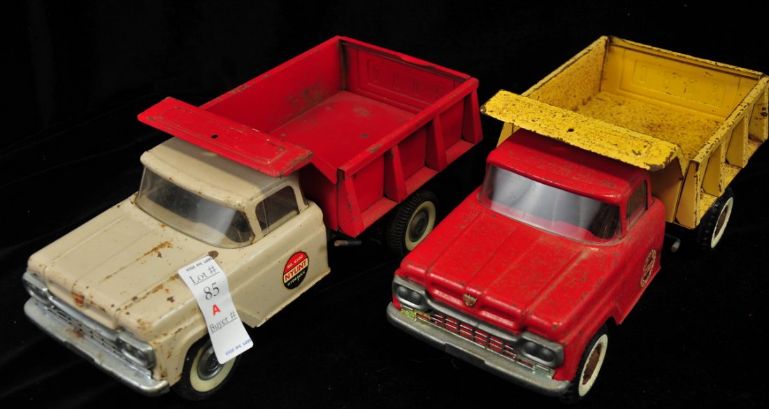 Pair of 1960 Nylint Ford Dump Trucks: Pair of 1960 Nylint Ford Dump Trucks