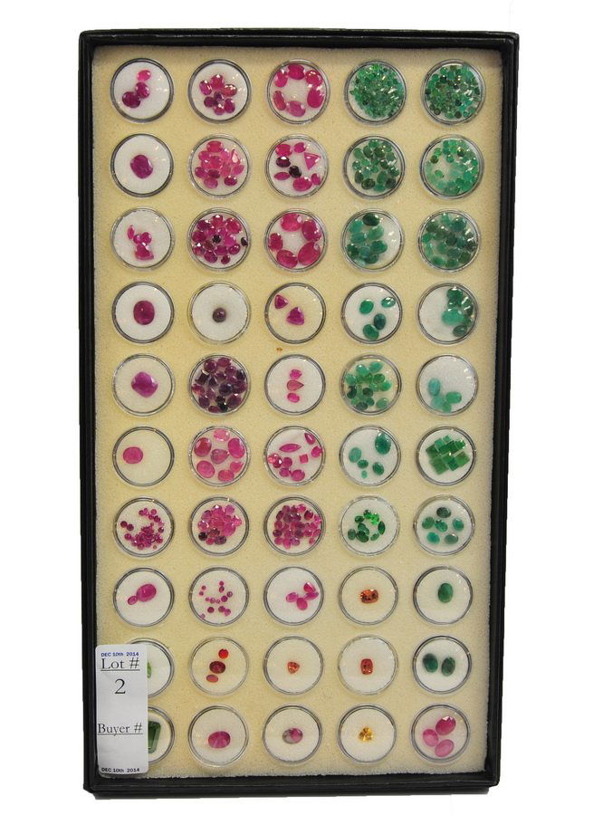 Collection of emerald and ruby gemstones: Collection of emerald and ruby gemstones