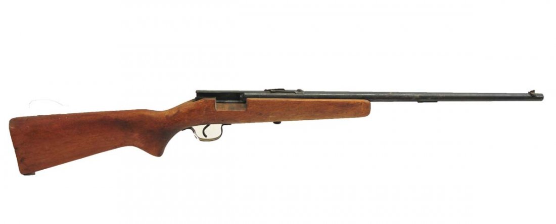 Stevens 22 caliber rifle: model 15, missing bolt.