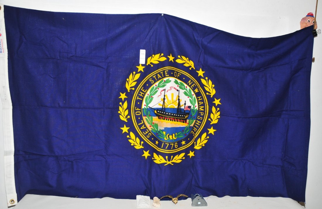 Vintage New Hampshire Flag: Vintage New Hampshire Flag