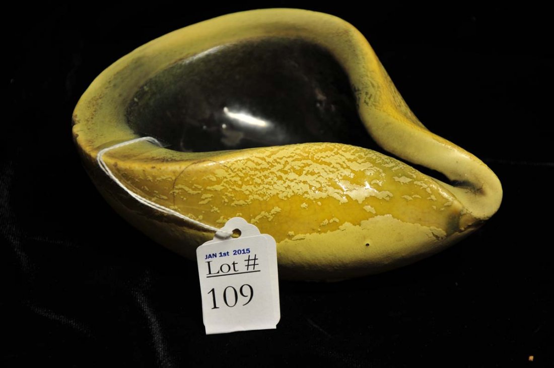 Russell Wright Bauer Pottery pinch: Russell Wright Bauer Pottery pinch