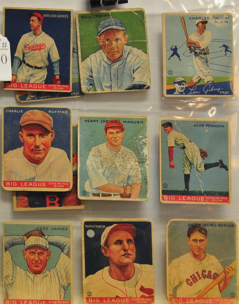 11 Pre-War Goudey/Chicle Baseball cards (1 of 2)