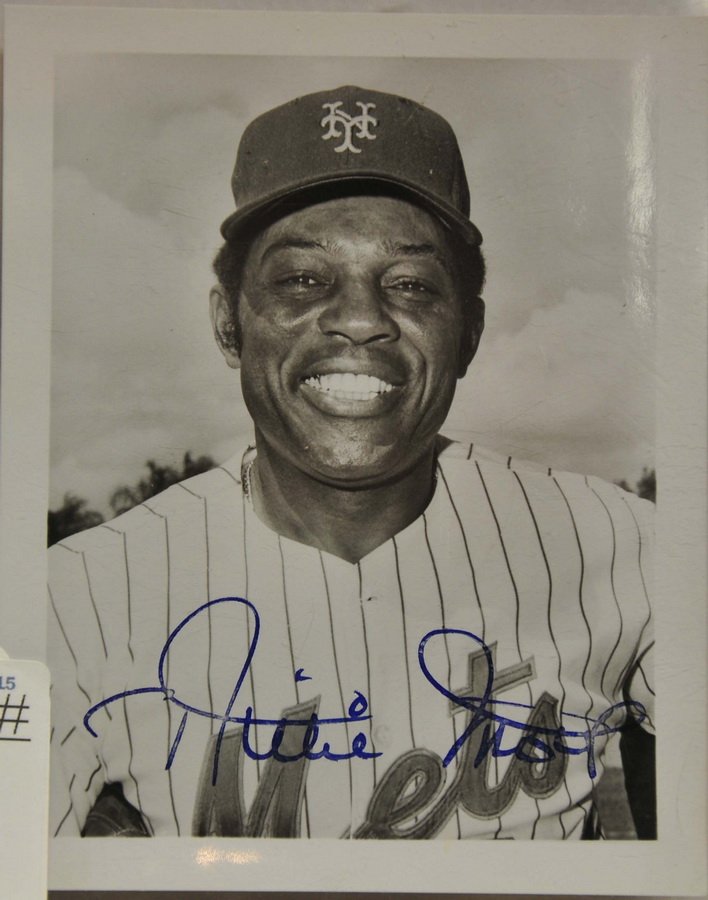 Willie Mays Autographed 5x7: Willie Mays Autographed 5x7