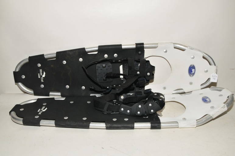 Pair Of Gv Winter Trail 1036 Aluminum Snowshoes