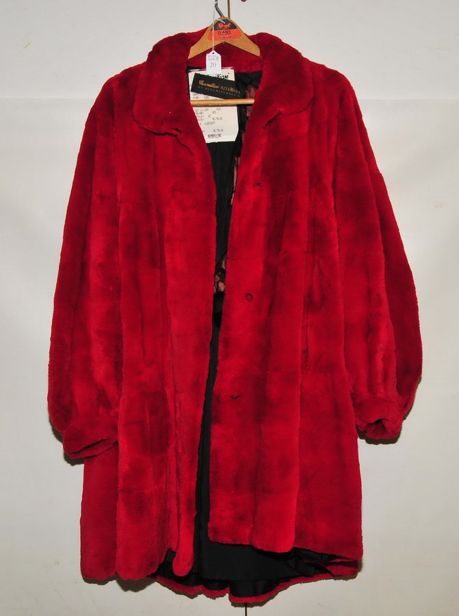 Bloomingdales Maximillian Muskrat Fur Coat (1 of 3)