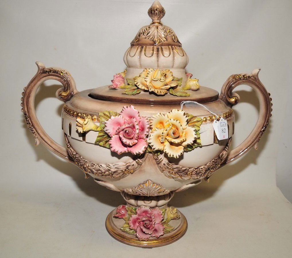 Large Capodimonte Covered Tureen 25" (1 of 4)
