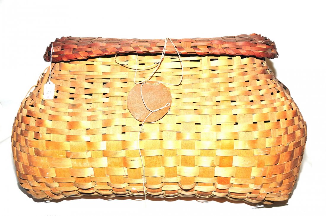 Abbott's Hindu Magicians Basket: Early model wicker construction, used for the basket girl illusion. 36x 30, comes with trick directions, swords, a picture of William Witten using it with an assistant.