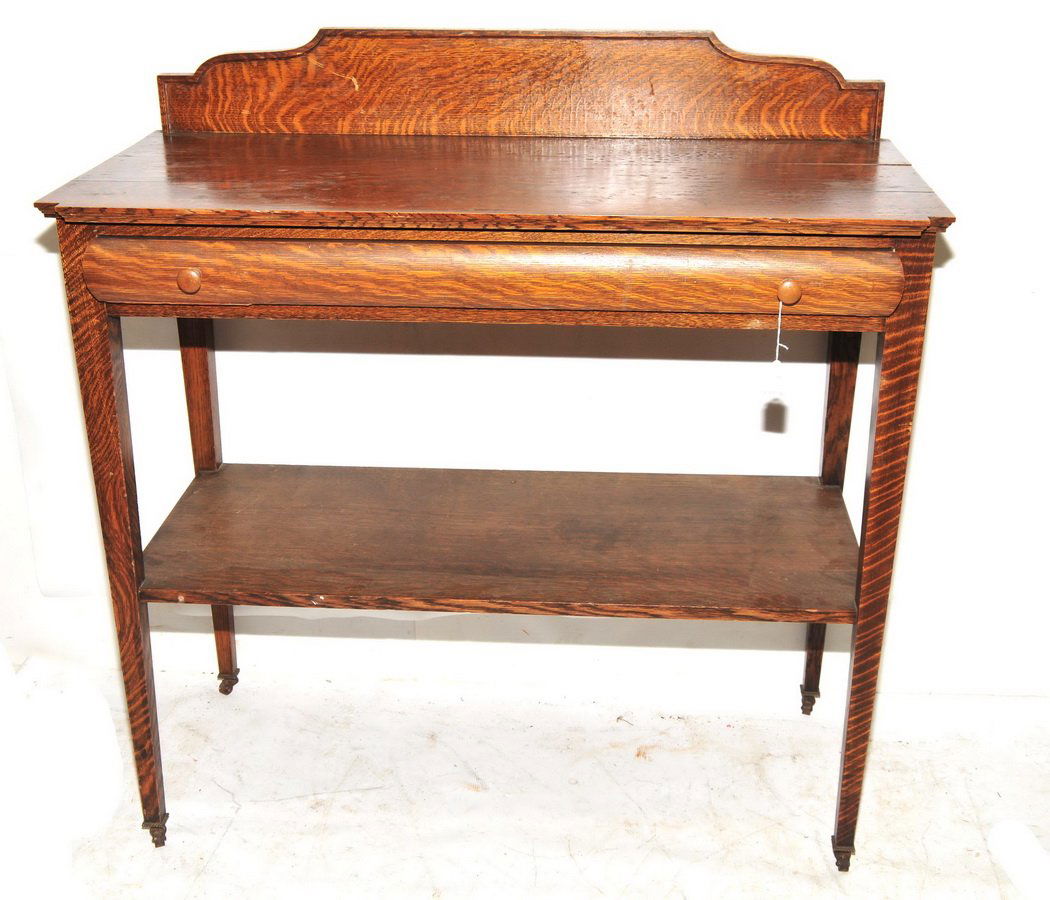 Oak sideboard, one drawer with shelf (1 of 1)