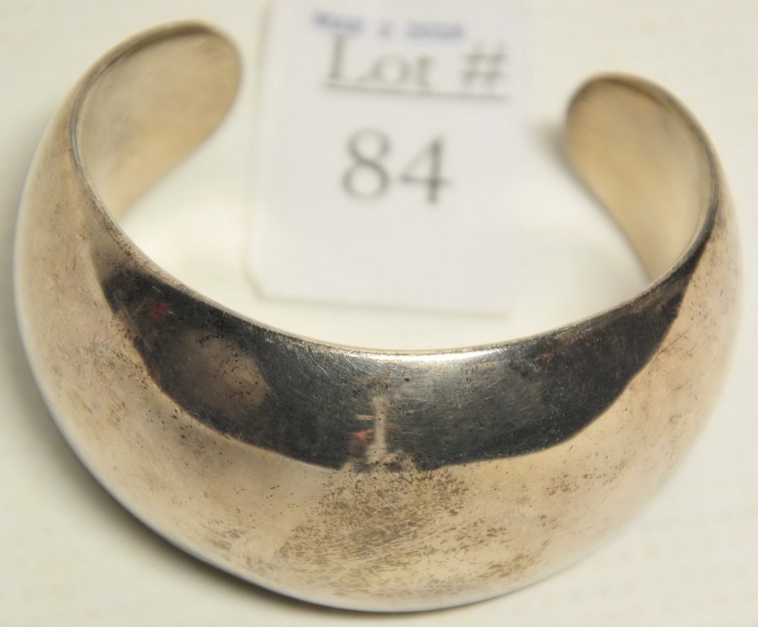 Cuff bracelet with round medallion (1 of 3)