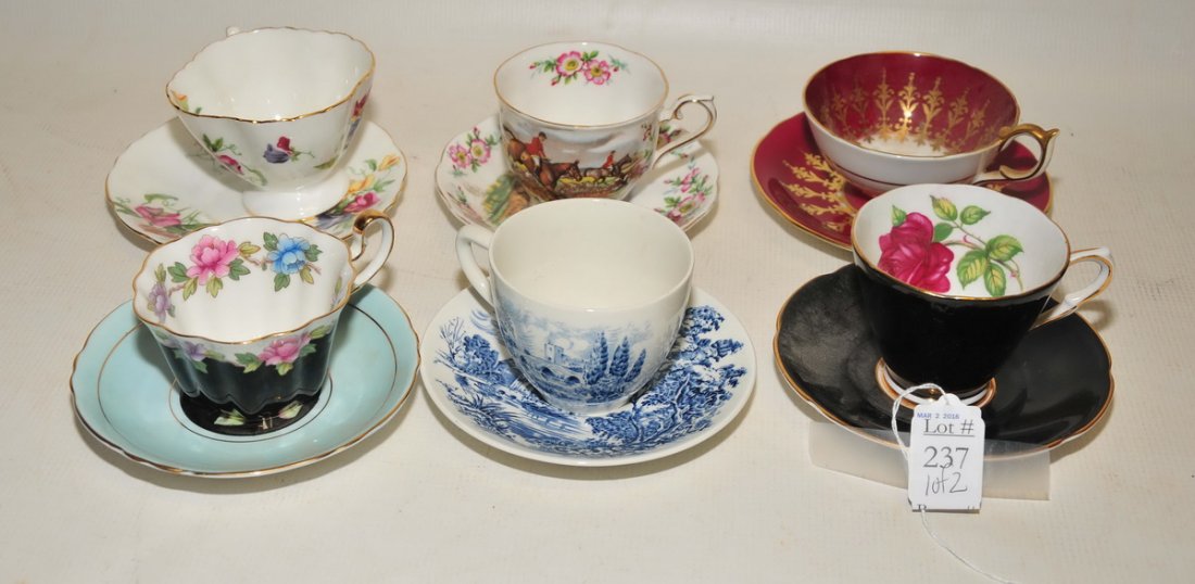 Collection of 12 bone china: teacups and saucers. Raffords, Royal Stafford, Paragon, Royal Vale, Staffordshire, Hammersly, Royal Albert, Aynsley, Wedgwood, Adderly, Crimson Glory.