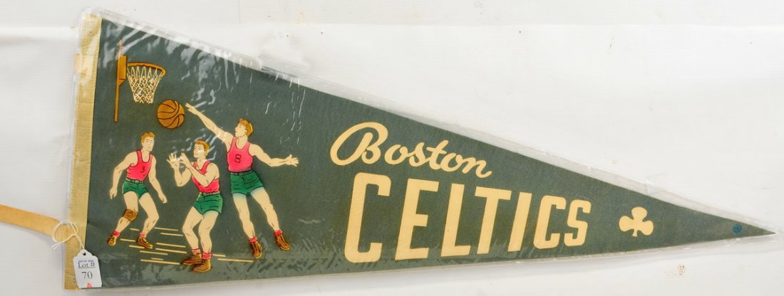 Vintage Boston Celtics Pennant: Measure 30"