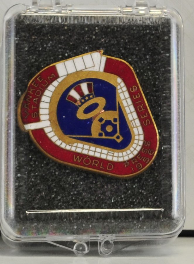 1956 NY Yankees World Series Press Pin: Rare Color Variation Near Mint