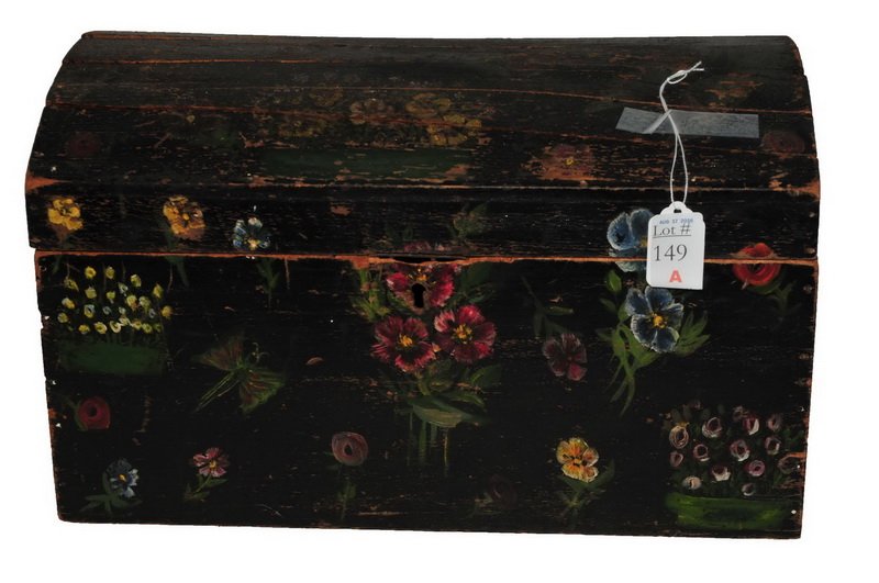 Hand Painted Antique Dome Top Box: Floral Painted 16x10, box is unhinged