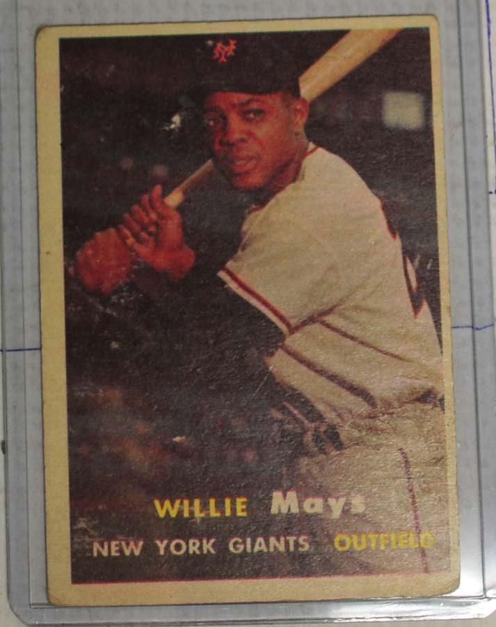 1957 Topps Willie Mays (1 of 2)