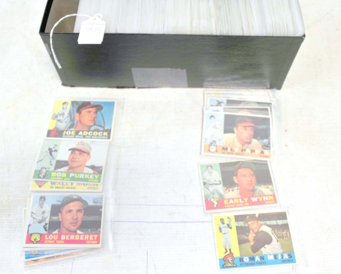 460 1960 Topps Baseball Cards (1 of 2)