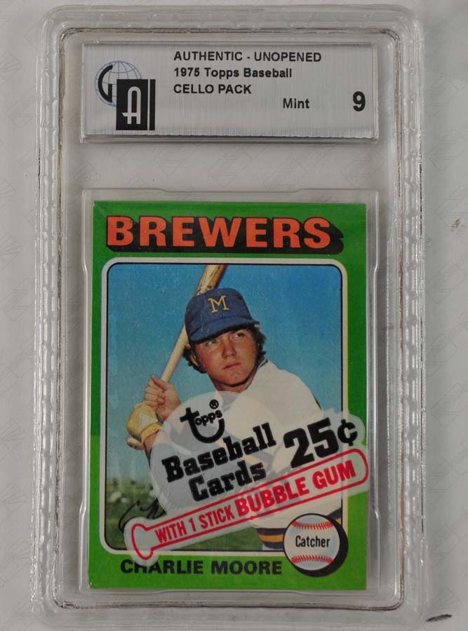 1975 Topps Cello Pack GAI Graded Mint 9 (1 of 2)