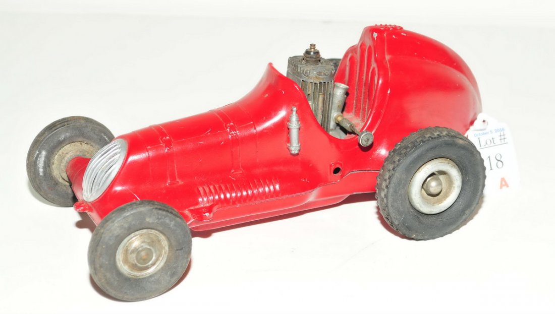 Roy Cox Thimble Drome Champion Tether Car red: Roy Cox Thimble Drome Champion Tether Car with nice red paint with motor. Made in Santa Ana California, in good condition
